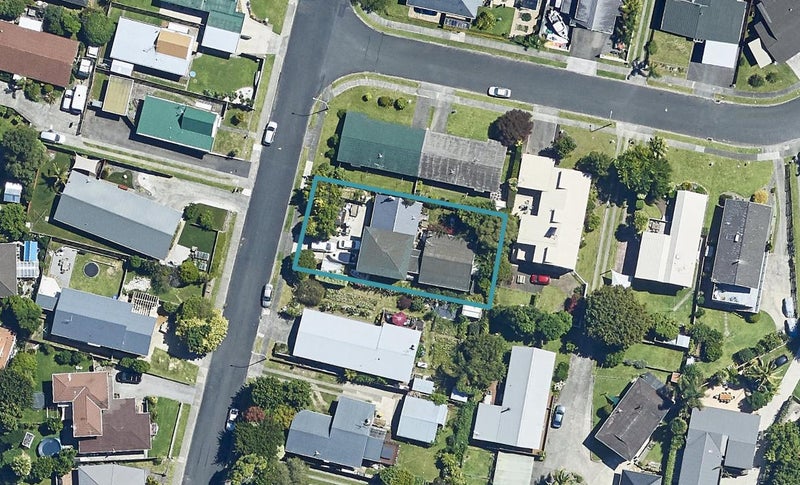20 Meadowland Street, Matua, Tauranga - Carousel 1