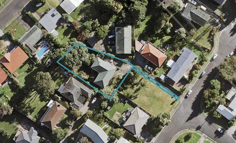 31 Katavich Place, Mount Roskill, Auckland - Carousel 1