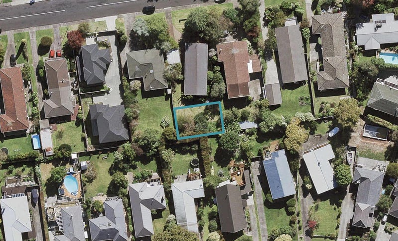24D Eban Avenue, Hillcrest, Auckland - Carousel 1