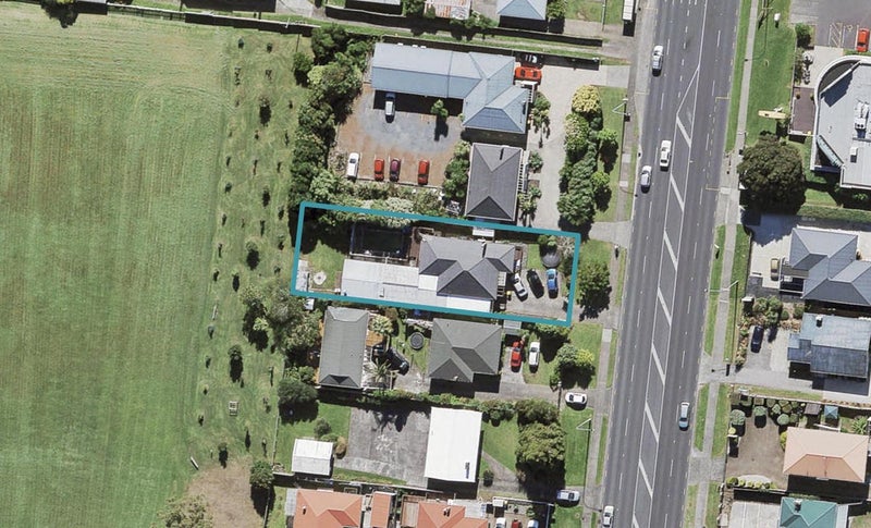 100 Lincoln Road, Henderson, Auckland - Carousel 1