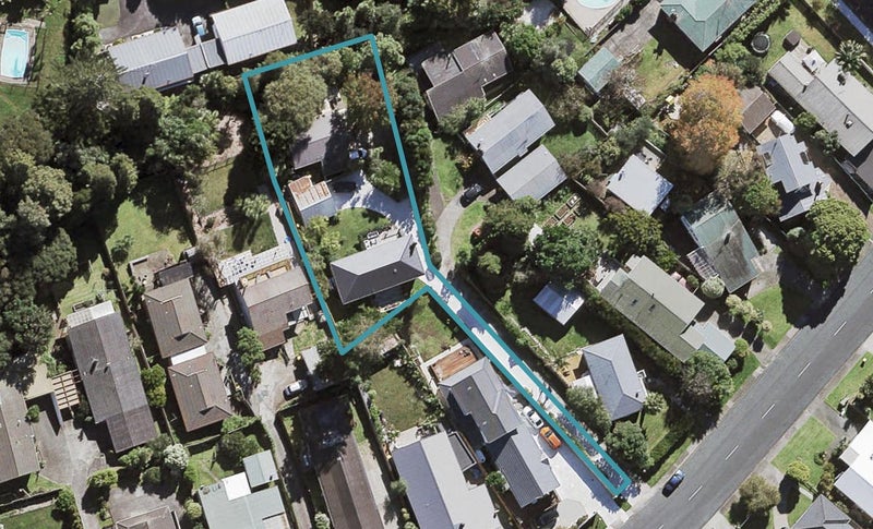 2/44 Moore Street, Hillcrest, Auckland - Carousel 1