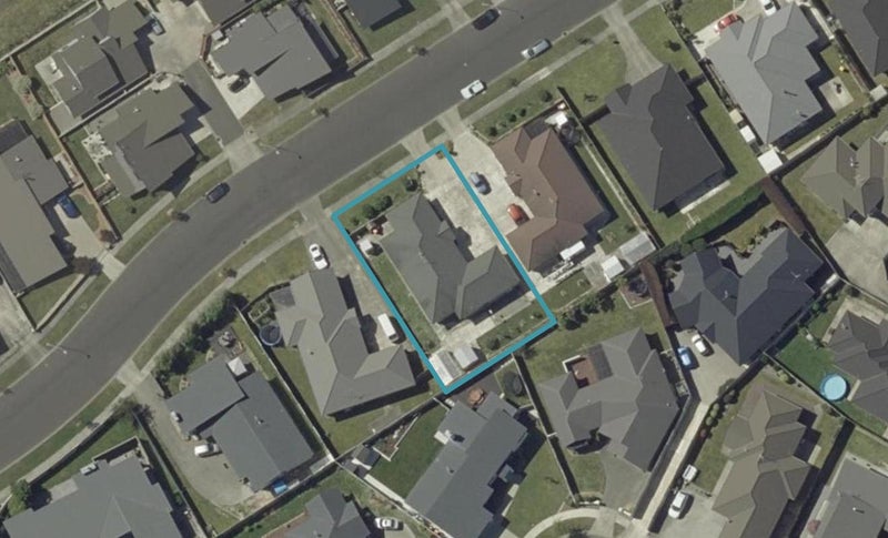 24 Rosalie Terrace, Kelvin Grove, Palmerston North - Carousel 1