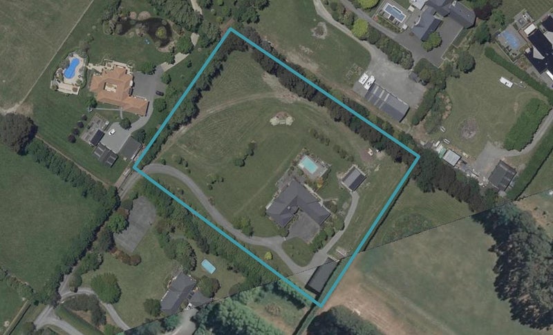 7/40 Kingcraft Drive, Christchurch - Carousel 1