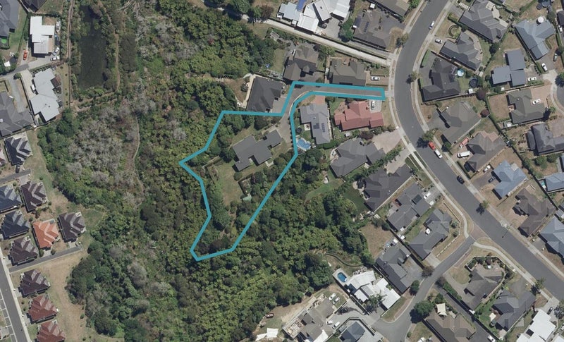 68 St James Drive, Huntington, Hamilton - Carousel 1