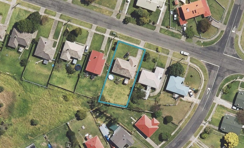 57 Cambridge Terrace, Kaiti, Gisborne - Carousel 1
