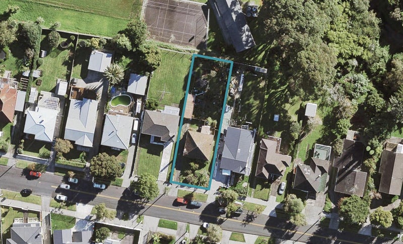 60 Methuen Road, New Windsor, Auckland - Carousel 1