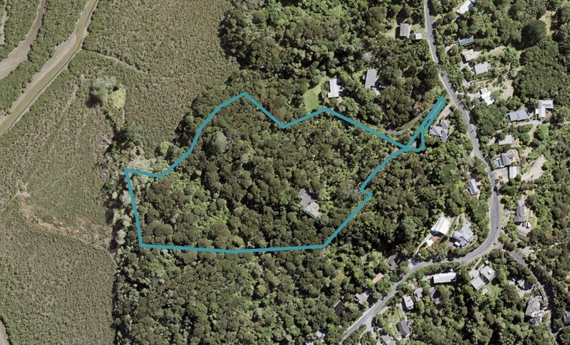 711 South Titirangi Road, Titirangi, Auckland - Carousel 1
