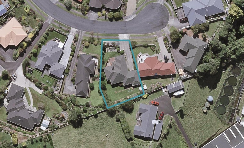 24 Ashmore Drive, Frankleigh Park, New Plymouth - Carousel 1