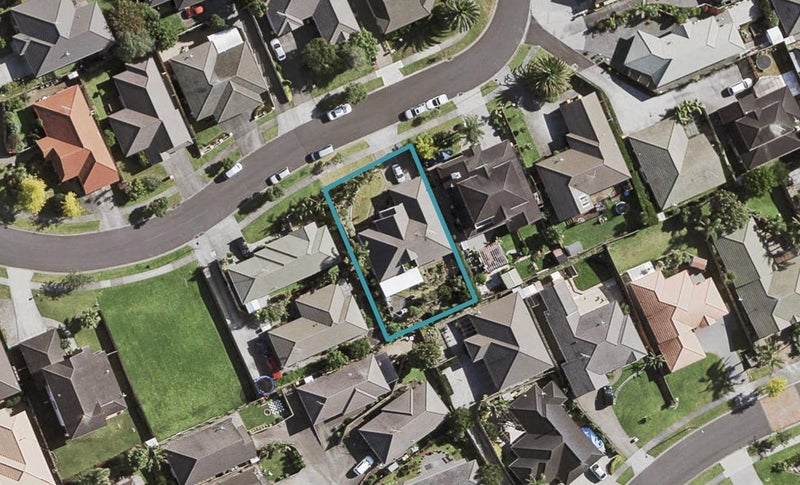 9 Menen Place, Manurewa, Auckland - Carousel 1