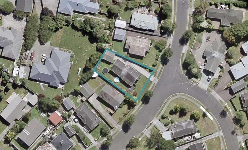 5 Delaware Grove, Totara Park, Upper Hutt - Carousel 1