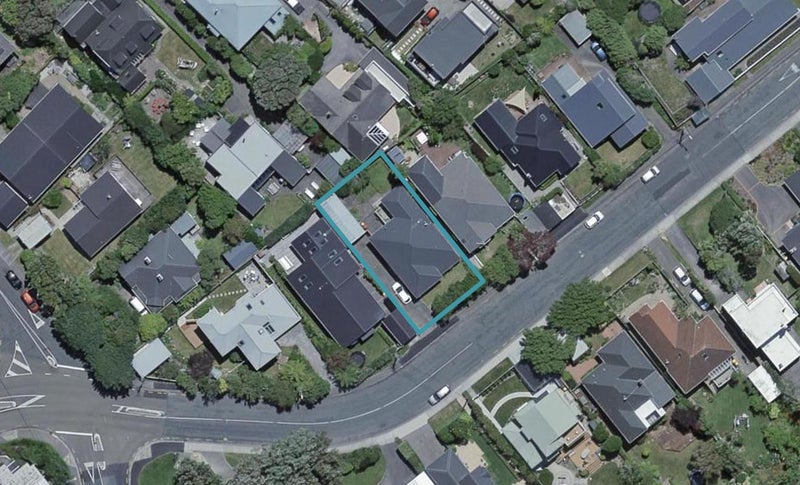 100 Ranui Crescent, Khandallah, Wellington - Carousel 1