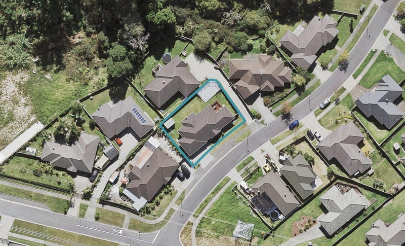 43 Cartmel Avenue, Massey, Auckland - Carousel 1