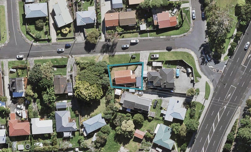 39 Sunnyfield Crescent, Glenfield, Auckland - Carousel 1