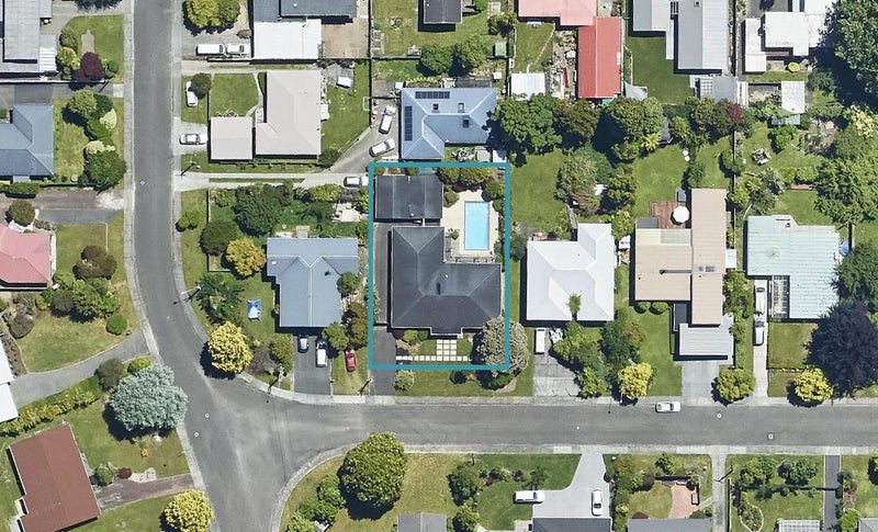 37 Carlton Street, Glenholme, Rotorua - Carousel 1