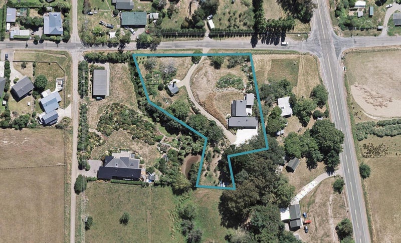 7 Takamatua Bay Road, Takamatua, Akaroa - Carousel 1