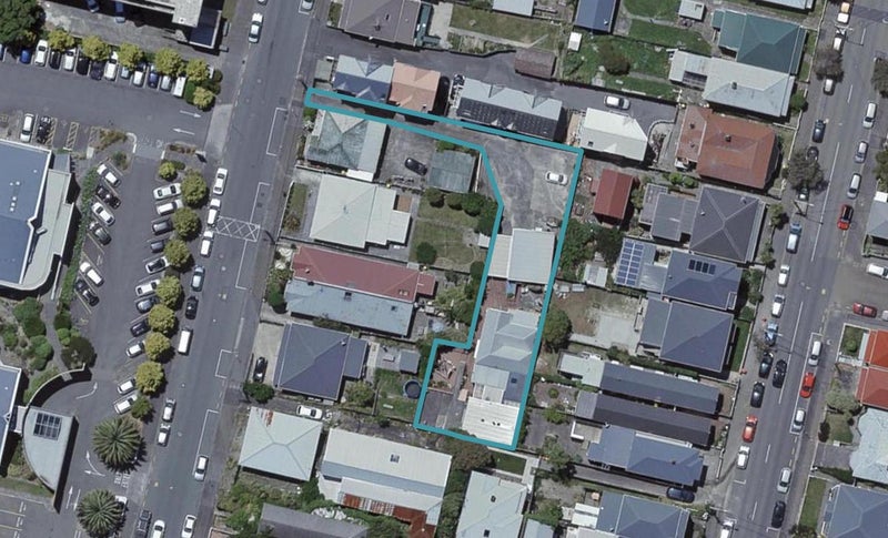 111A Hanson Street, Newtown, Wellington - Carousel 1