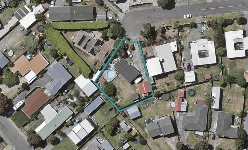 17 Olive Terrace, Paraparaumu Beach, Paraparaumu - Carousel 1