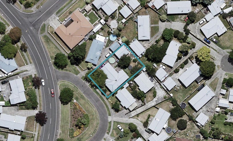 9 Tait Drive, Greenmeadows, Napier - Carousel 1