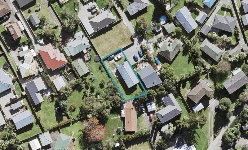 39B Fairclough Road, Beach Haven, Auckland - Carousel 1