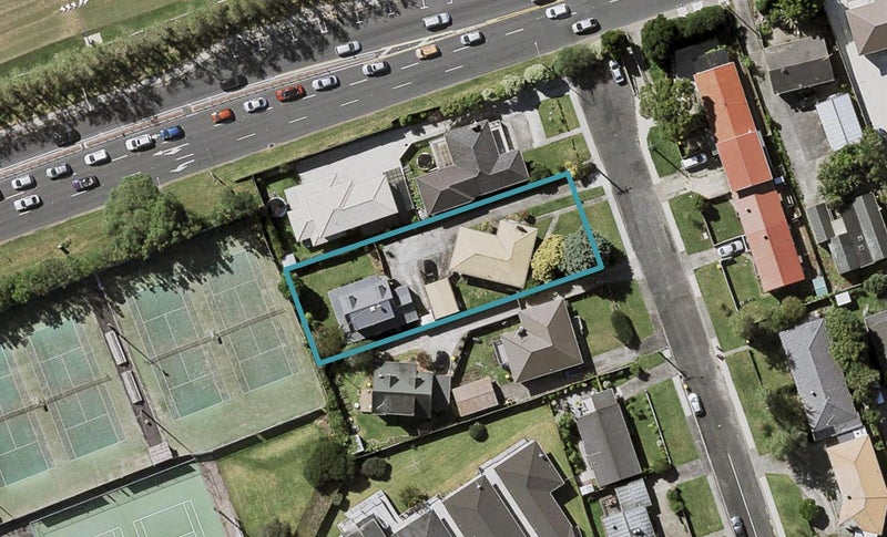 1/4 Becroft Drive, Forrest Hill, Auckland - Carousel 1