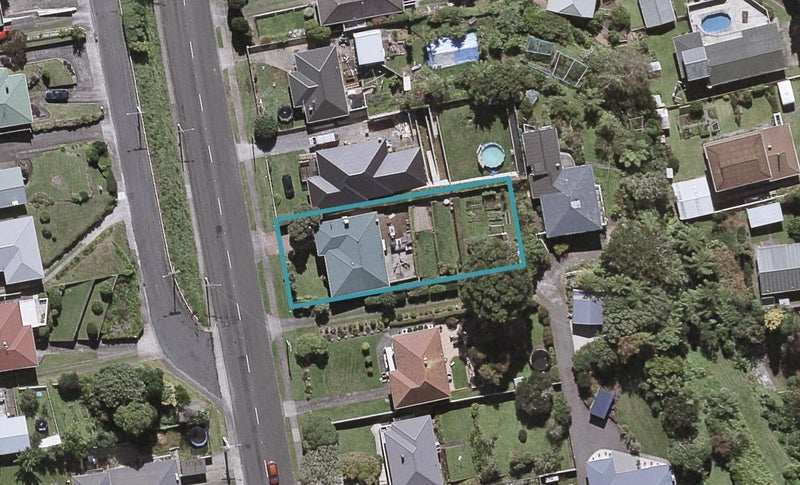 61 Awanui Street, Merrilands, New Plymouth - Carousel 1