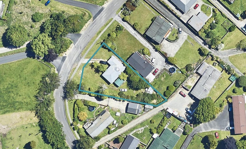 57 Mountain Road, Western Heights, Rotorua - Carousel 1