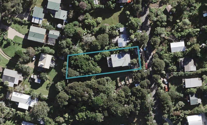 58 O'Brien Road, Omiha, Waiheke Island - Carousel 1
