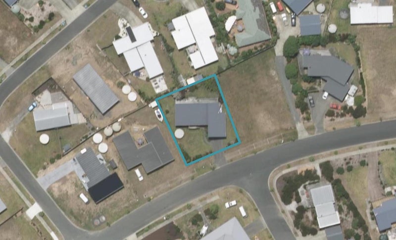 18 Marram Place, Mangawhai Heads, Mangawhai - Carousel 1