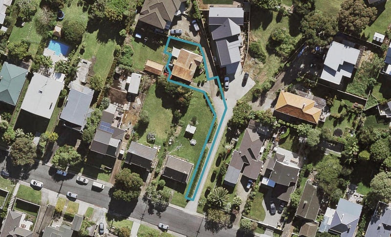 30B Belle Vue Avenue, Northcote Point, Auckland - Carousel 1