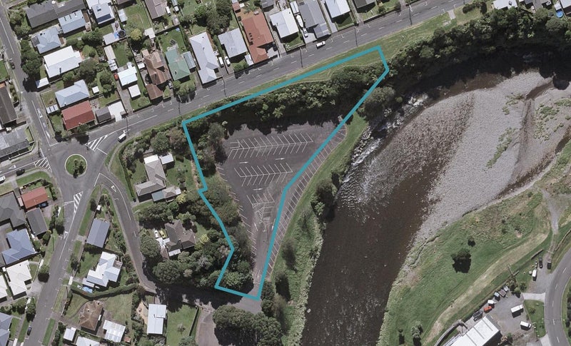 46 Clemow Road, Fitzroy, New Plymouth - Carousel 1