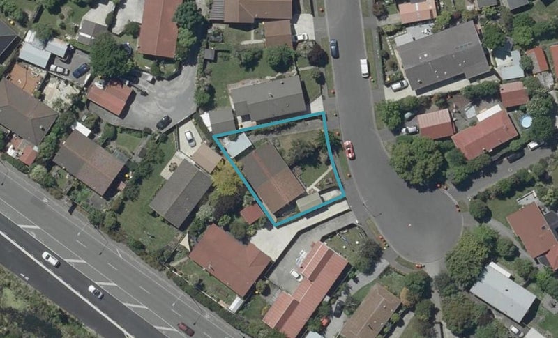 6B Hersham Place, Bromley, Christchurch - Carousel 1