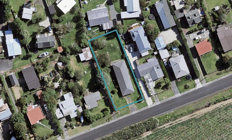 17 Stevenson Road, Clarks Beach, Clarks Beach - Carousel 1