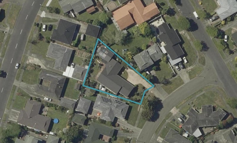 16 Wedgwood Grove, Highbury, Palmerston North - Carousel 1