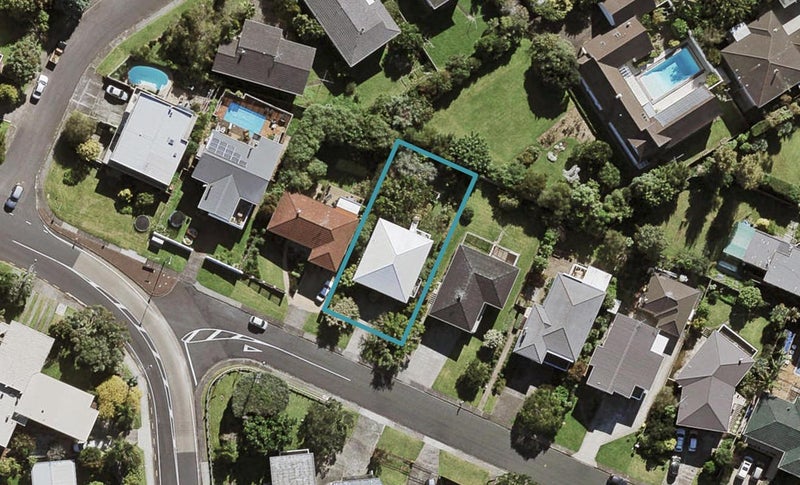 126 Exmouth Road, Northcote, Auckland - Carousel 1