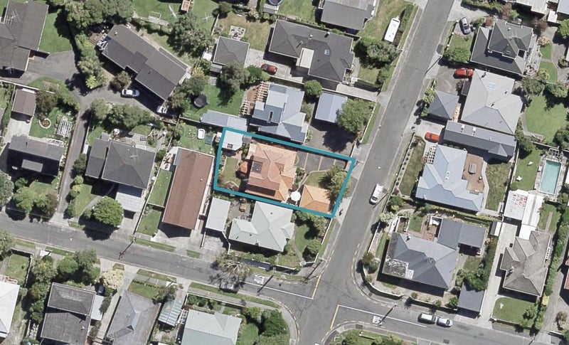 15 Junction Street, Fairfield, Lower Hutt - Carousel 1
