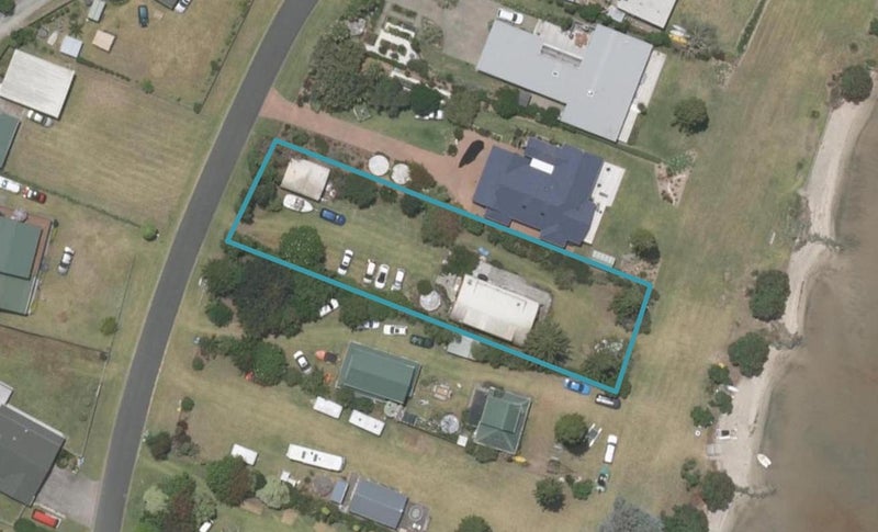 51 Lincoln Street, Mangawhai Heads, Mangawhai - Carousel 1