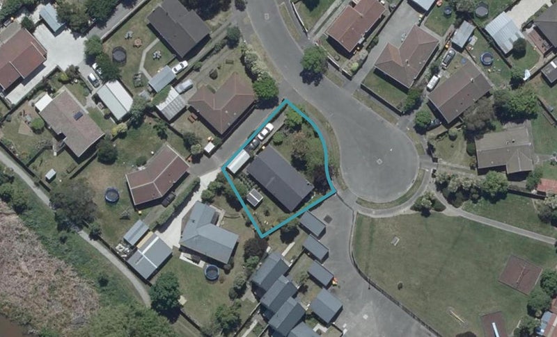 10 Curzon Place, Parklands, Christchurch - Carousel 1