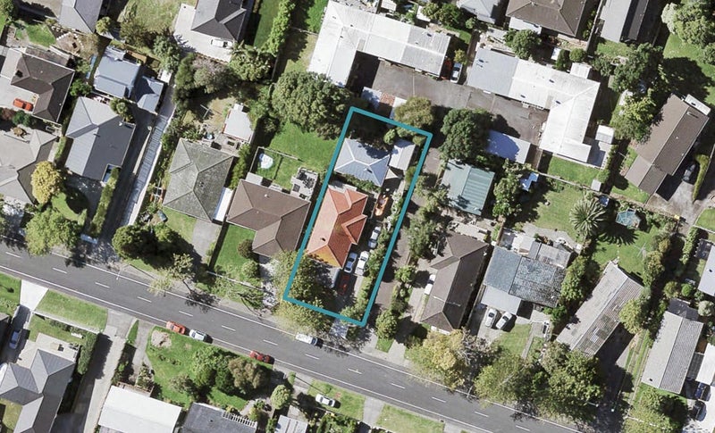37 Rodney Street, Howick, Auckland - Carousel 1