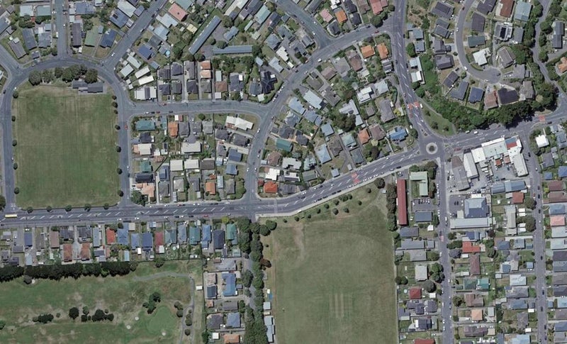 4A The Quadrant, Miramar, Wellington - Carousel 1