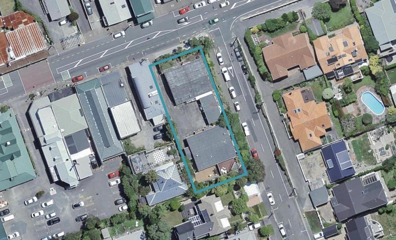 1/137 Karori Road, Karori, Wellington - Carousel 1