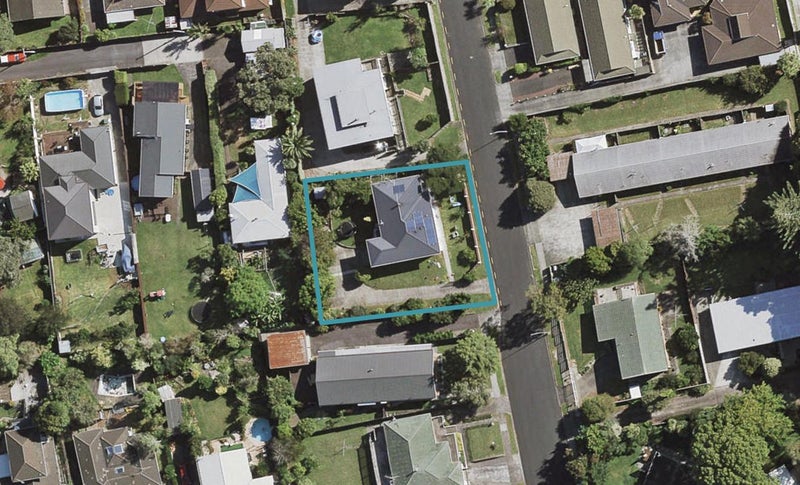 54 Scenic Drive, Hillpark, Auckland - Carousel 1