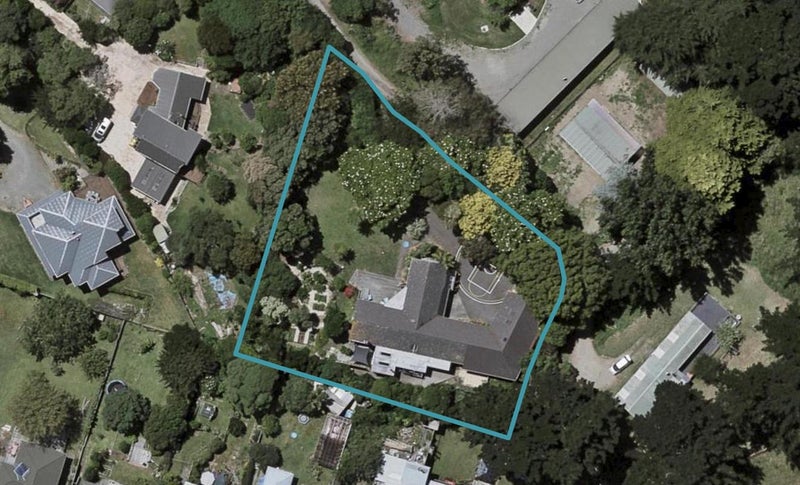218 Matai Road, Raumati Beach, Paraparaumu - Carousel 1