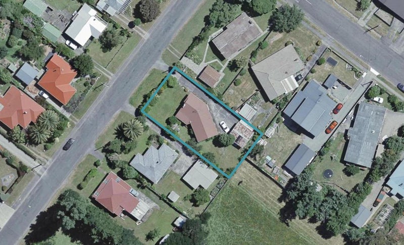 64 Watt Street, Featherston - Carousel 1