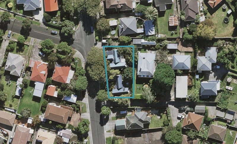 2/9 Mariri Road, Onehunga, Auckland - Carousel 1