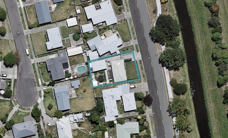 121 Westminster Avenue, Tamatea, Napier - Carousel 1