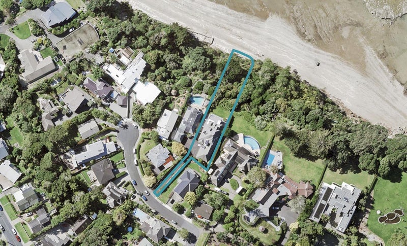 3 Pleasant Place, Mellons Bay, Auckland - Carousel 1