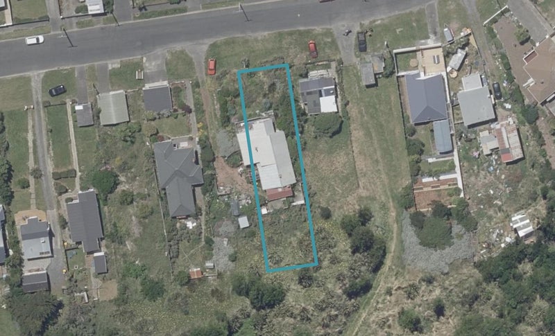 11 Luke Street, Ocean Grove, Dunedin - Carousel 1