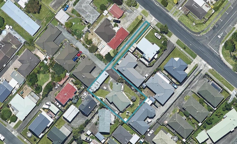 28 Pooles Road, Greerton, Tauranga - Carousel 1
