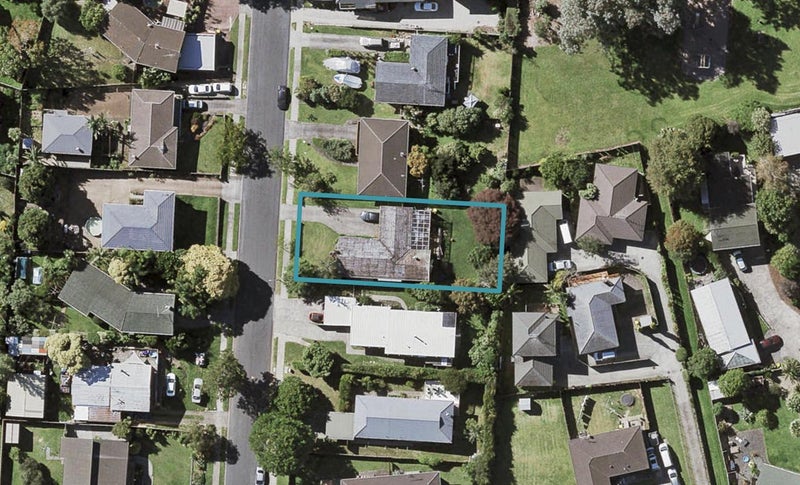 11A Megan Avenue, Pakuranga Heights, Auckland - Carousel 1