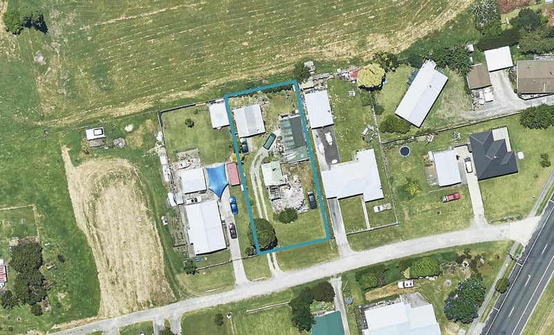 6 Tapuaeotu Way, Welcome Bay, Tauranga - Carousel 1